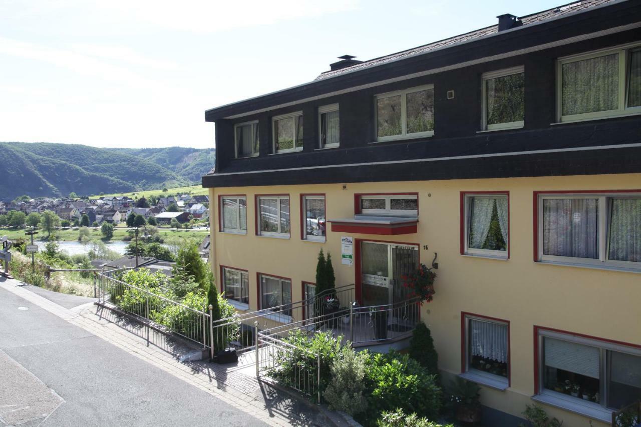 Moselblick-stein * Valwig
